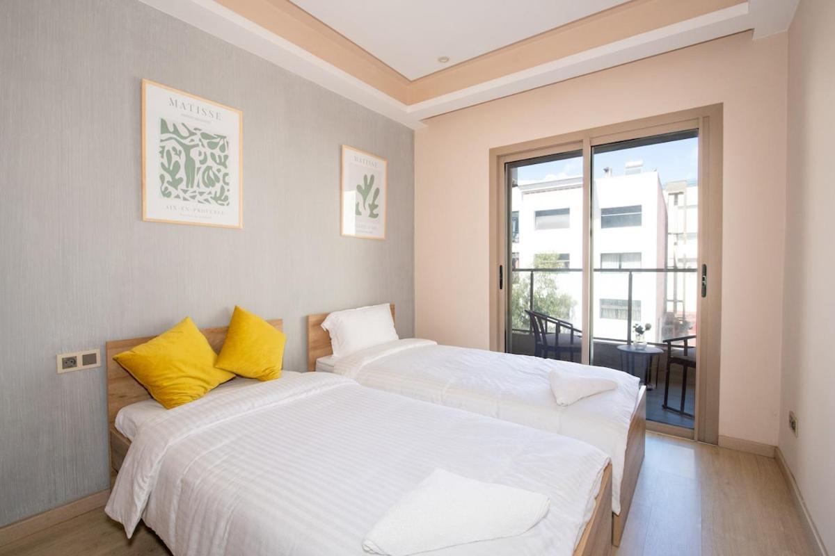 Apartment Spacious & 3 Bedrooms-casablanca Center